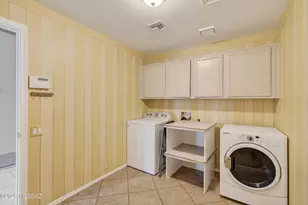 10142 N Bighorn Butte Dr, Tucson, AZ 85737 - Photo 15