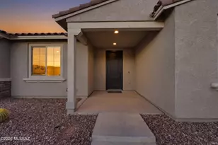10264 E Wasson Peak Trail, Tucson, AZ 85747 - Photo 9