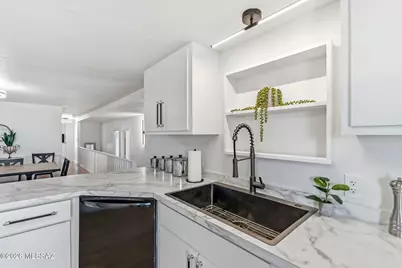 11165 W Anthony Drive, Tucson, AZ 85743 - Photo 15