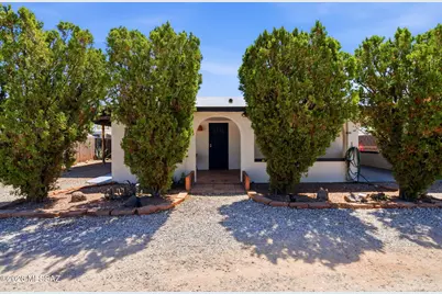 2720 N Columbus Boulevard, Tucson, AZ 85712 - Photo 1
