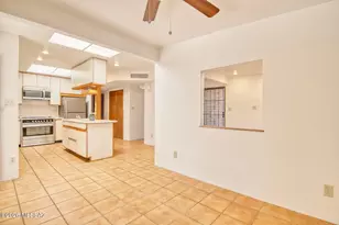 6245 E Sunny Dr, Tucson, AZ 85712 - Photo 7