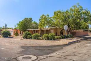 4502 E Fort Lowell Rd, Tucson, AZ 85712 - Photo 7