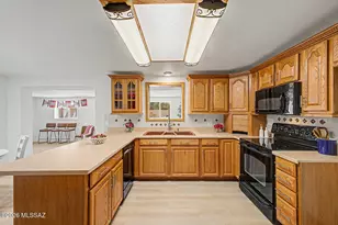 7652 E Logan Pl, Tucson, AZ 85730 - Photo 17