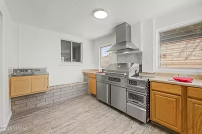 7652 E Logan Place, Tucson, AZ 85730 - Photo 13