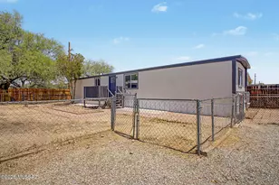 2840 W Palm Vista St, Tucson, AZ 85705 - Photo 1