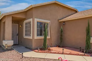 5111 S Lavender Fields Ln, Tucson, AZ 85746 - Photo 3