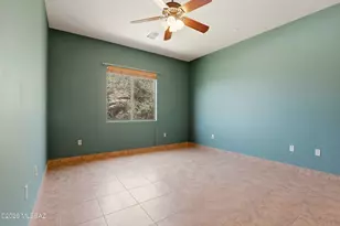 6331 W Trails End Rd, Tucson, AZ 85745 - Photo 17