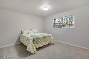 8202 E Kenyon Dr, Tucson, AZ 85710 - Photo 15