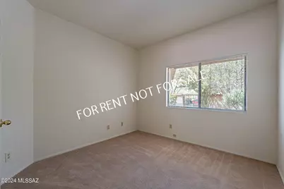 936 E Camino Diestro, Oro Valley, AZ 85704 - Photo 25