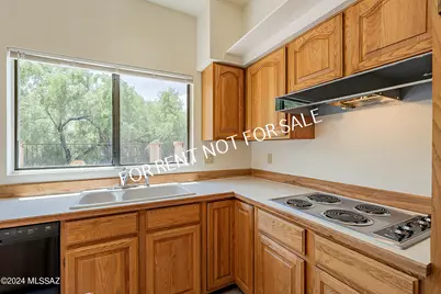 936 E Camino Diestro, Oro Valley, AZ 85704 - Photo 23