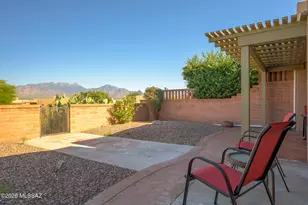 2427 S Orchard View Dr, Green Valley, AZ 85614 - Photo 1