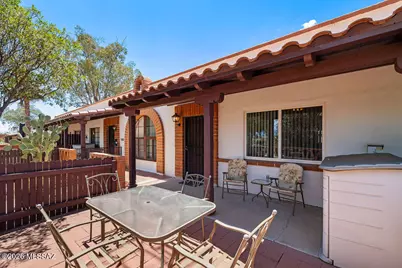 434 S Paseo Lobo #C, Green Valley, AZ 85614 - Photo 3