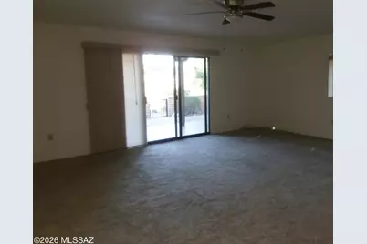 1690 W Retorno De Manana, Green Valley, AZ 85622 - Photo 7