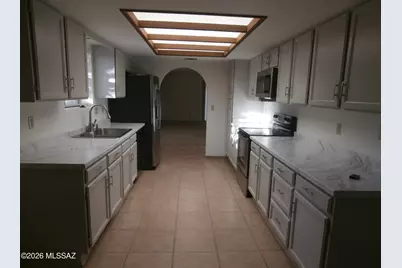 1690 W Retorno De Manana, Green Valley, AZ 85622 - Photo 11