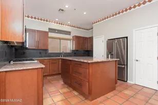 2327 S Cliff Dr, Green Valley, AZ 85614 - Photo 13