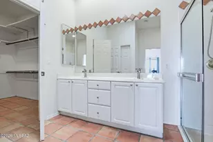 2327 S Cliff Dr, Green Valley, AZ 85614 - Photo 25