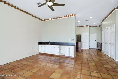 2327 S Cliff Drive, Green Valley, AZ 85614 - Photo 9