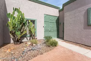 2327 S Cliff Dr, Green Valley, AZ 85614 - Photo 3