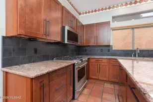 2327 S Cliff Dr, Green Valley, AZ 85614 - Photo 13