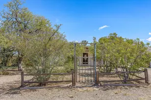 2320 W Calle Grato, Oracle, AZ 85623 - Photo 1