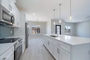 456 W Wyoming St, Tucson, AZ 85706 - Photo 9