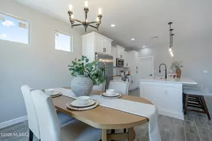 466 W Wyoming St, Tucson, AZ 85706 - Photo 13