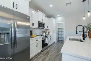 466 W Wyoming St, Tucson, AZ 85706 - Photo 9