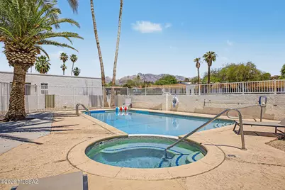 660 E River Road #APT H, Tucson, AZ 85718 - Photo 39