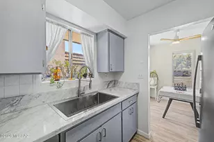 660 E River Rd, Tucson, AZ 85704 - Photo 21