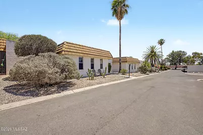 660 E River Road #APT H, Tucson, AZ 85704 - Photo 9