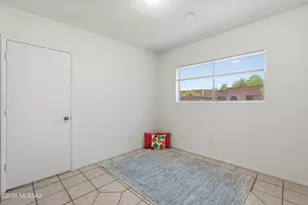2852 W Sheryl Dr, Tucson, AZ 85713 - Photo 11