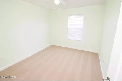 11484 E Desert Raptor Loop, Tucson, AZ 85747 - Photo 15