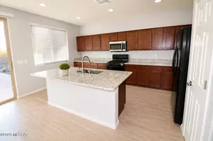 11484 E Desert Raptor Loop, Tucson, AZ 85747 - Photo 3