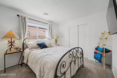 10883 S Sky Kristen Loop, Vail, AZ 85641 - Photo 17