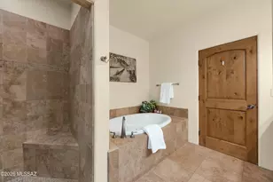 2556 E Via Corta di Amore, Tucson, AZ 85718 - Photo 5
