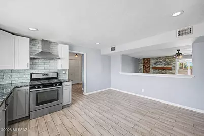 8365 E 7th Street, Tucson, AZ 85710 - Photo 11