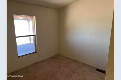 11990 W Kathie Ann Drive, Tucson, AZ 85735 - Photo 9