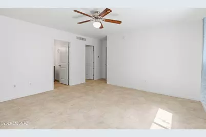 9126 E Calle MarÃ­a, Tucson, AZ 85710 - Photo 17