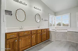 12592 N Pioneer Way, Oro Valley, AZ 85737 - Photo 33