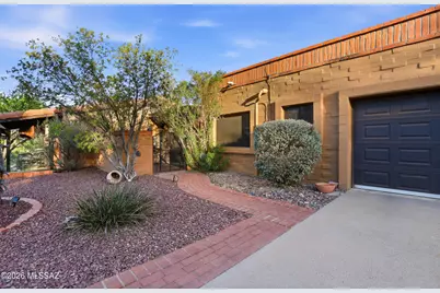 10 E Camino De Diana, Green Valley, AZ 85614 - Photo 5
