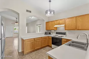 9533 N Englewood Dr, Tucson, AZ 85743 - Photo 11