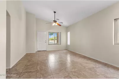 9533 N Englewood Drive, Tucson, AZ 85743 - Photo 7
