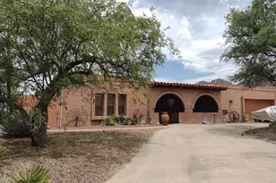 438 Rio Rico Dr, Rio Rico, AZ 85648 - Photo 1