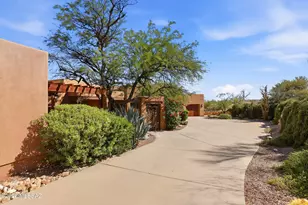 471 W Coyote Moon Pl, Oro Valley, AZ 85755 - Photo 3