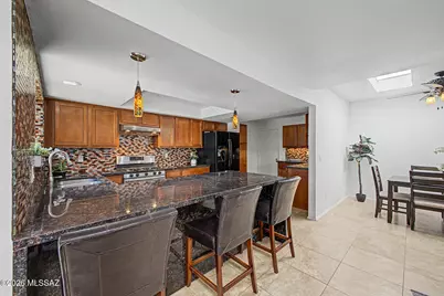 5661 N Camino De La Noche, Tucson, AZ 85718 - Photo 17