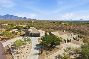 646 E Bent Branch Pl, Green Valley, AZ 85614 - Photo 5