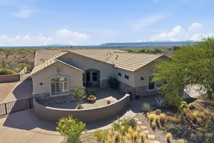646 E Bent Branch Pl, Green Valley, AZ 85614 - Photo 3