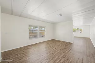 2640 S Cottonwood Ln, Tucson, AZ 85713 - Photo 9