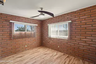 7640 W Maverick Rd, Sahuarita, AZ 85629 - Photo 17