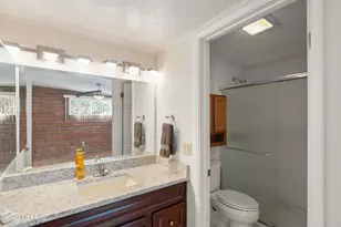 7640 W Maverick Rd, Sahuarita, AZ 85629 - Photo 13